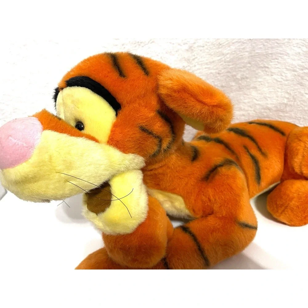 Vintage Disney Winnie the Pooh Tigger Lying Down Plush 21 Inch Toy Collectible